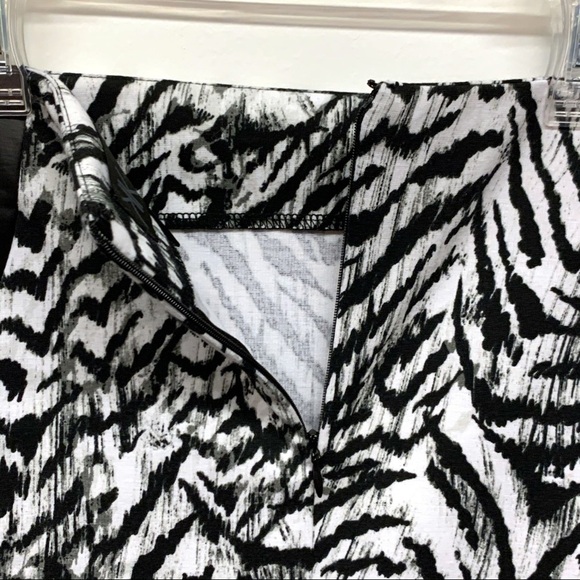 Kardashian Kollection Zebra Pencil Skirt XS - Picture 7 of 8